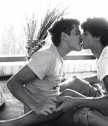 Love guys 4 5710ec297f37f.jpg