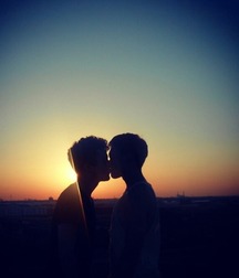 Love guys 4 5710ec54beff7.jpg