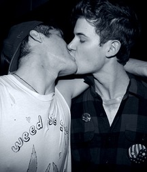 Love guys 4 5710ecb314210.jpg
