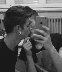Love guys 4 5710ecc65e099.jpg