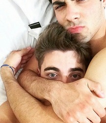Love guys 4 5710ed6562ec8.jpg