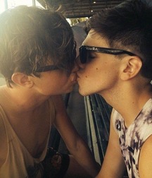 Love guys 6 5715f3a714984.jpg