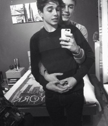 Love guys 6 5715f3d9ce958.jpg
