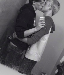 Love guys 7 5715f56c2b2fd.jpg
