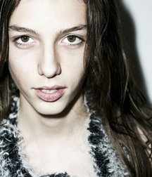 Uploaded by:paulpry 58b1e9d145aa7.jpg