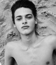 Uploaded by:paulpry 58b1e9e458c6b.jpg