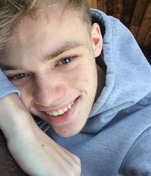 Cute boys 03 58b1eb171f606.jpg