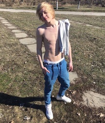 Cute boys 03 58b1eb297c86c.jpg