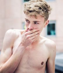 Cute boys 03 58b1eb3291c26.jpg