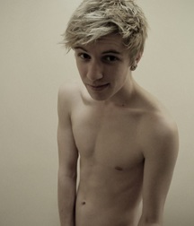 Cute boys 03 58b1eb34c2111.jpg