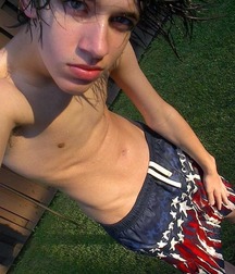 Cute boys 03 58b1eb7e1614a.jpg