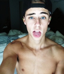 Cute boys 03 58b1eb952dc85.jpg