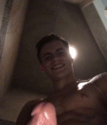 Low Angle 5ce4ac47c658c.jpg