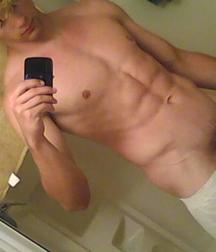 Mirror Boys 5 58620ab05dfa4.jpg