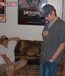 HM Boys - Hawk & Josh 586abae3e3711.jpg