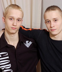 Aaron & Artur 586bfda6064a5.jpg