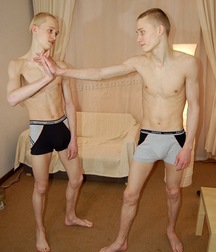 Aaron & Artur 586bfdfe5a6dd.jpg