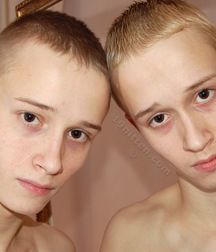 Aaron & Artur 586bfe2cc34f0.jpg