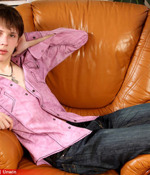 Uploaded by:astoriabum 595d825bbc33d.jpg