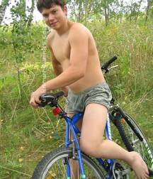 Chubby Bike Twink