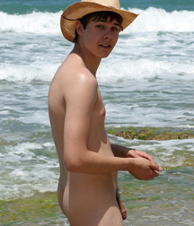 rickie 587126127f47f.jpg