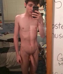 Hot Selfie-Boys.... 5cdda92c332bf.jpg