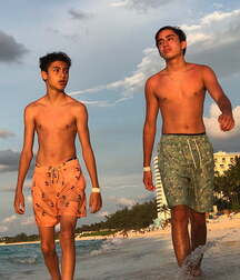 Summer Edition Boys Porn - *Hot Days-Hot Guys* 5ef4bdef87bd1.jpg