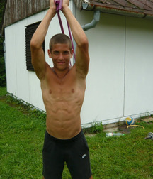 Hot Shirtless 56893c61eb991.jpg