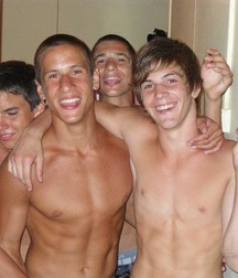 Hot Shirtless 56893c9e67d10.jpg