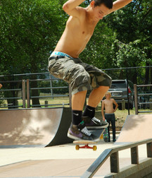 Sk8ers 5837b295d5b7d.jpg