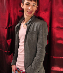 (1) Boys,Boys,Boys 5a903d4860b94.jpg