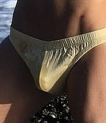 Wet bulge 5cca0cb6539de.jpg