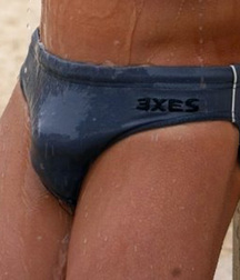 Wet bulge 5cca0d4506396.jpg