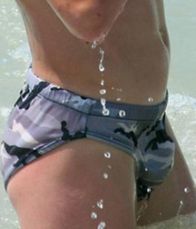 Wet bulge 5cca0d465141e.jpg