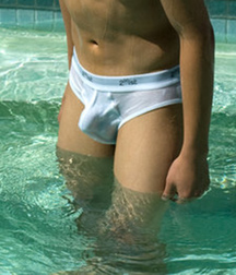 Wet bulge 5cca0d61552f7.jpg