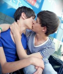 Two... 5cd75241649f3.jpg