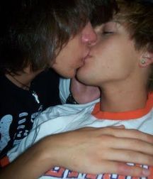 Two... 5cd75244116f1.jpg