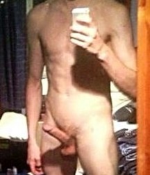 Selfie boys 5ba4a8f05012e.jpg