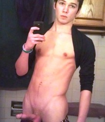 Selfie boys 5ba4a8f393855.jpg