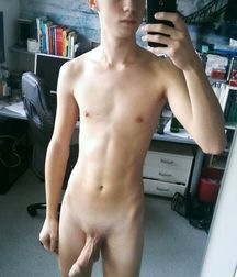 Selfie boys 5ba4a8f592494.jpg