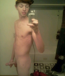 Random Hot Boys 5958f332d92a2.jpg