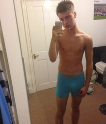 Selfies 5999bbdb17e9e.jpg