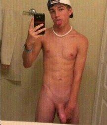 Hot Boys 4 5a463d3754abb.jpg