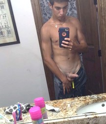 Hot Boys 5 5a46437693a30.jpg