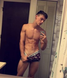 Hot Boys 12 5a538719ab913.jpg