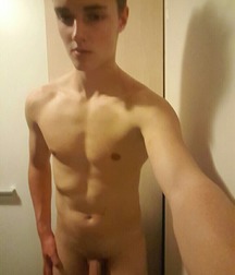 Hot Boys 15 5a5388413aead.jpg