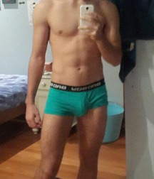 Hot Boys 16 5a5388a70bb4a.jpg