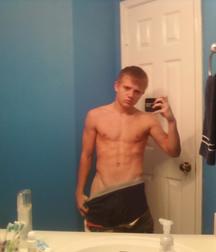 Hot Boys 17 5a53890e5065f.jpg