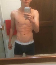 Hot Boys 17 5a53894a8d4a9.jpg