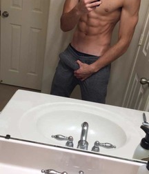Hot Boys 19 5a538a5fc0976.jpg